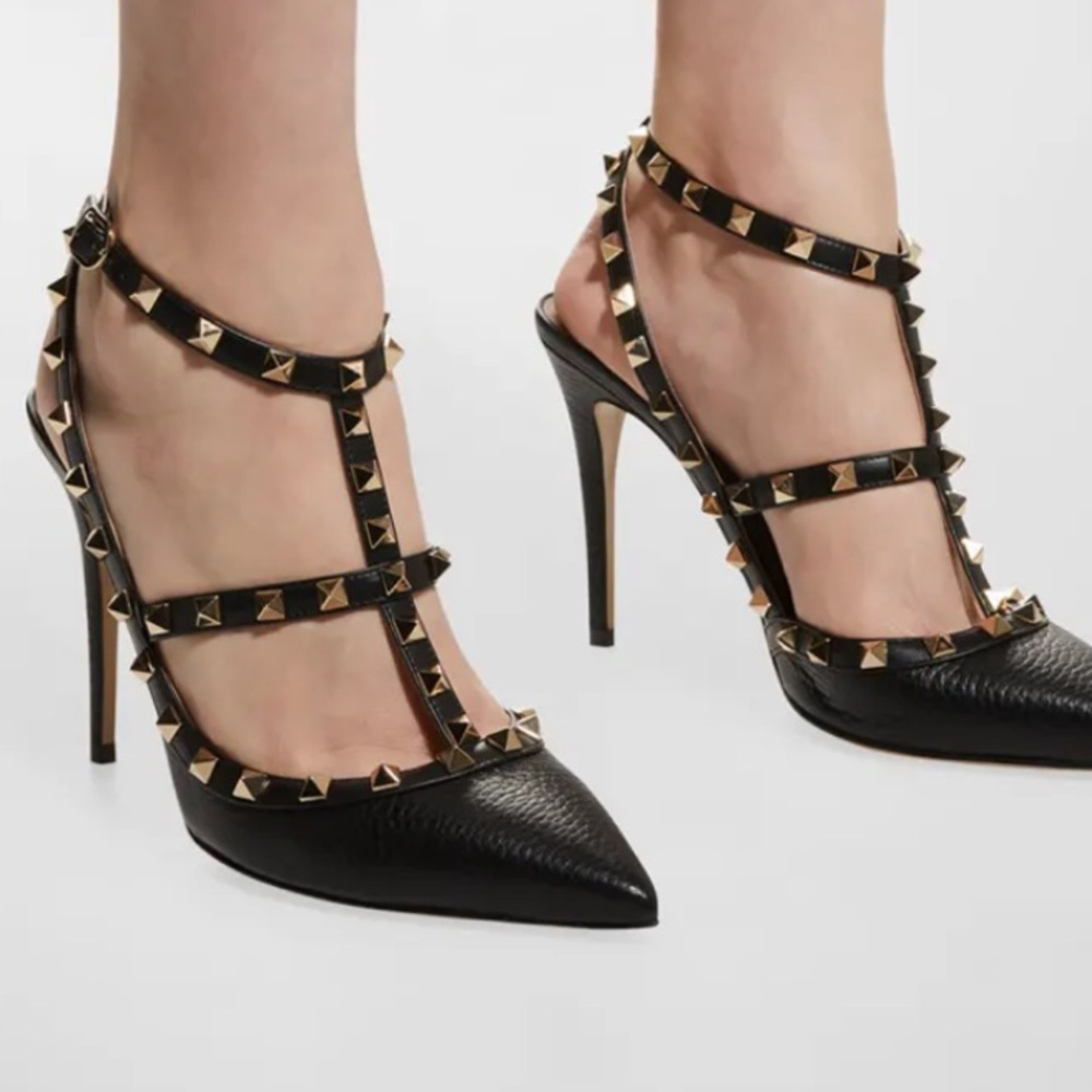 🔥🔥ONE HOUR SALE 🔥🔥🔥VALENTINO ANKLE STRAP T